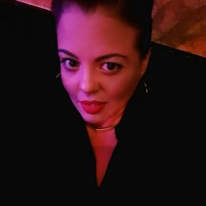 Meet your Posher, Lucy